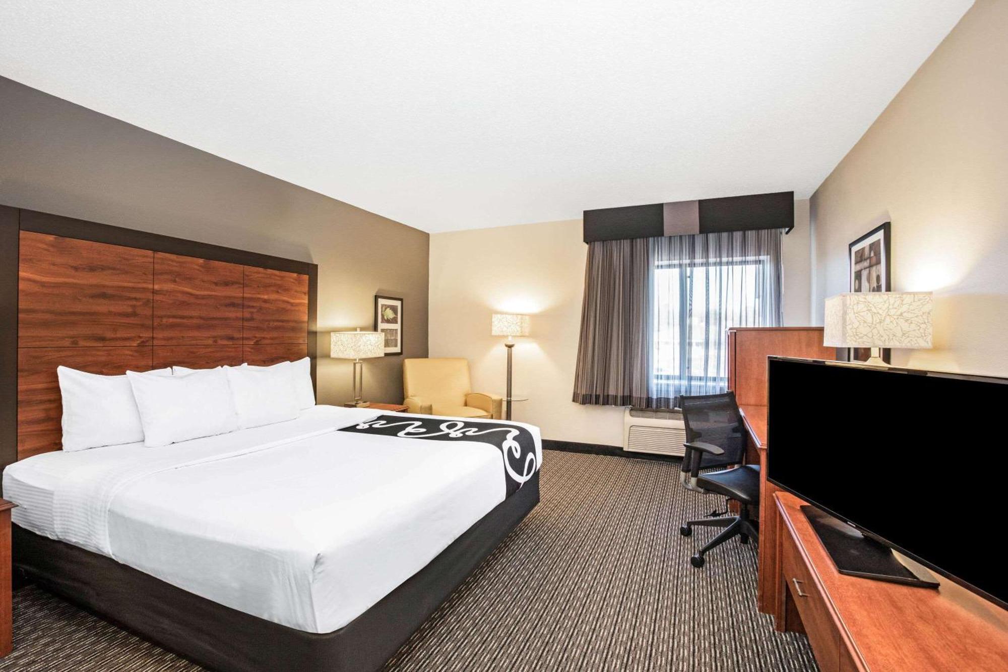 Deluxe King Room with Sofa Bed
