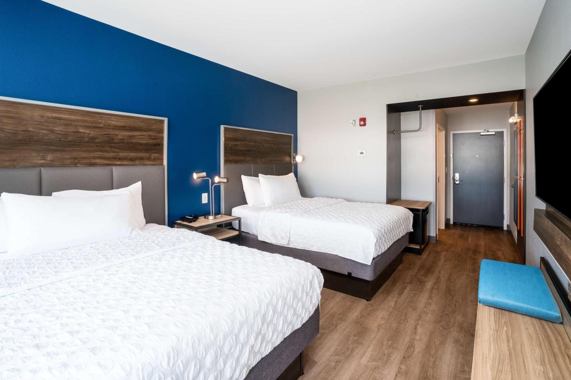 Queen Room with Two Queen Beds