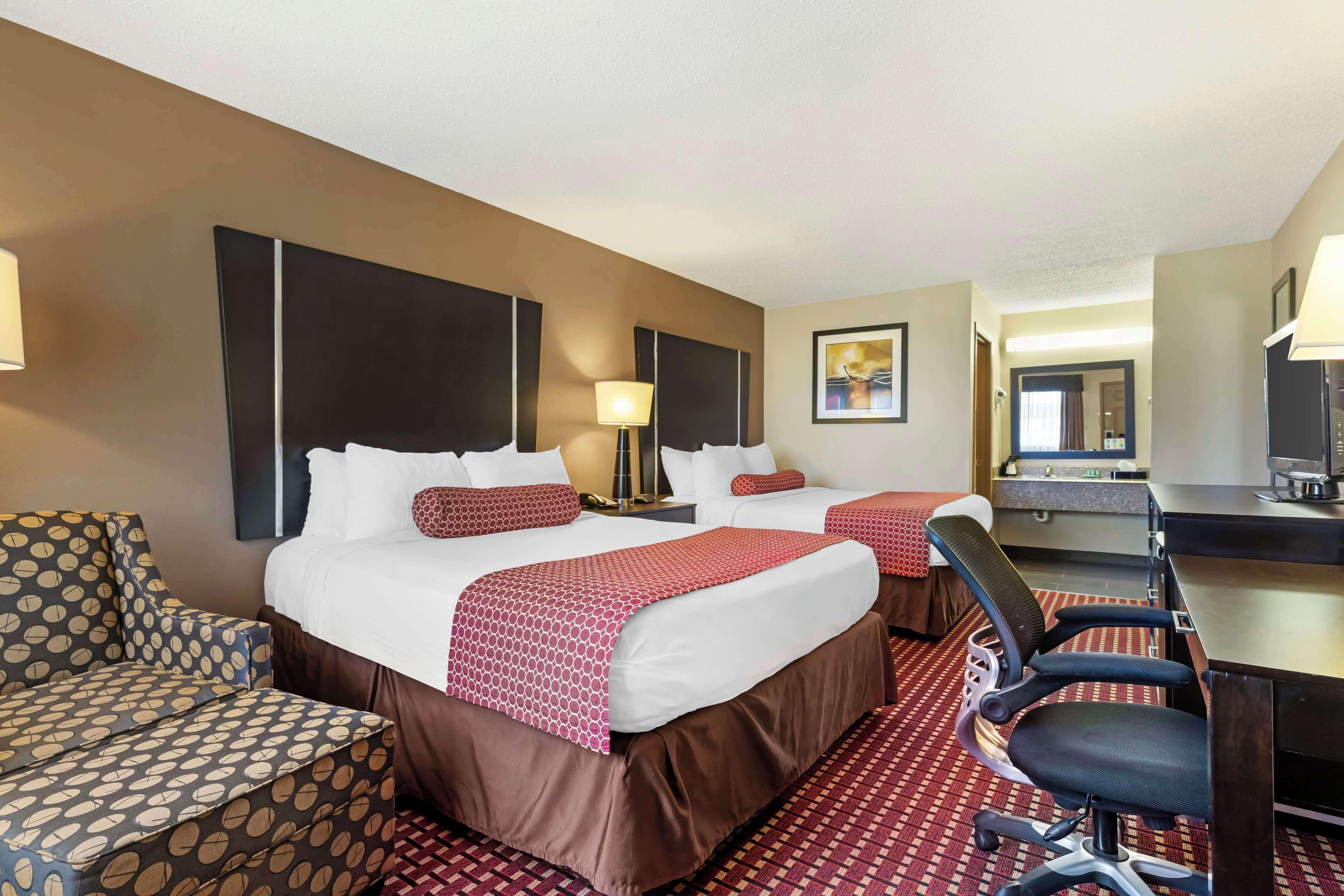 Queen Room with Two Queen Beds - Non-Smoking