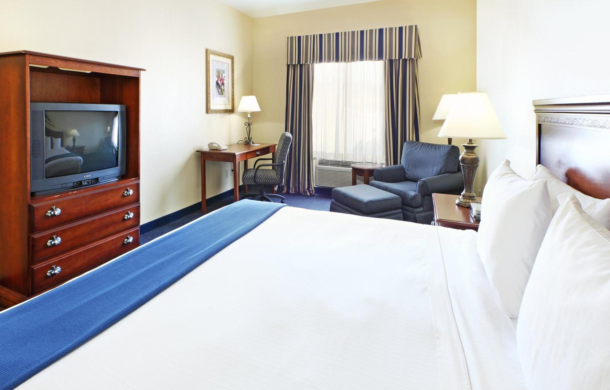King Suite with Sofa Bed