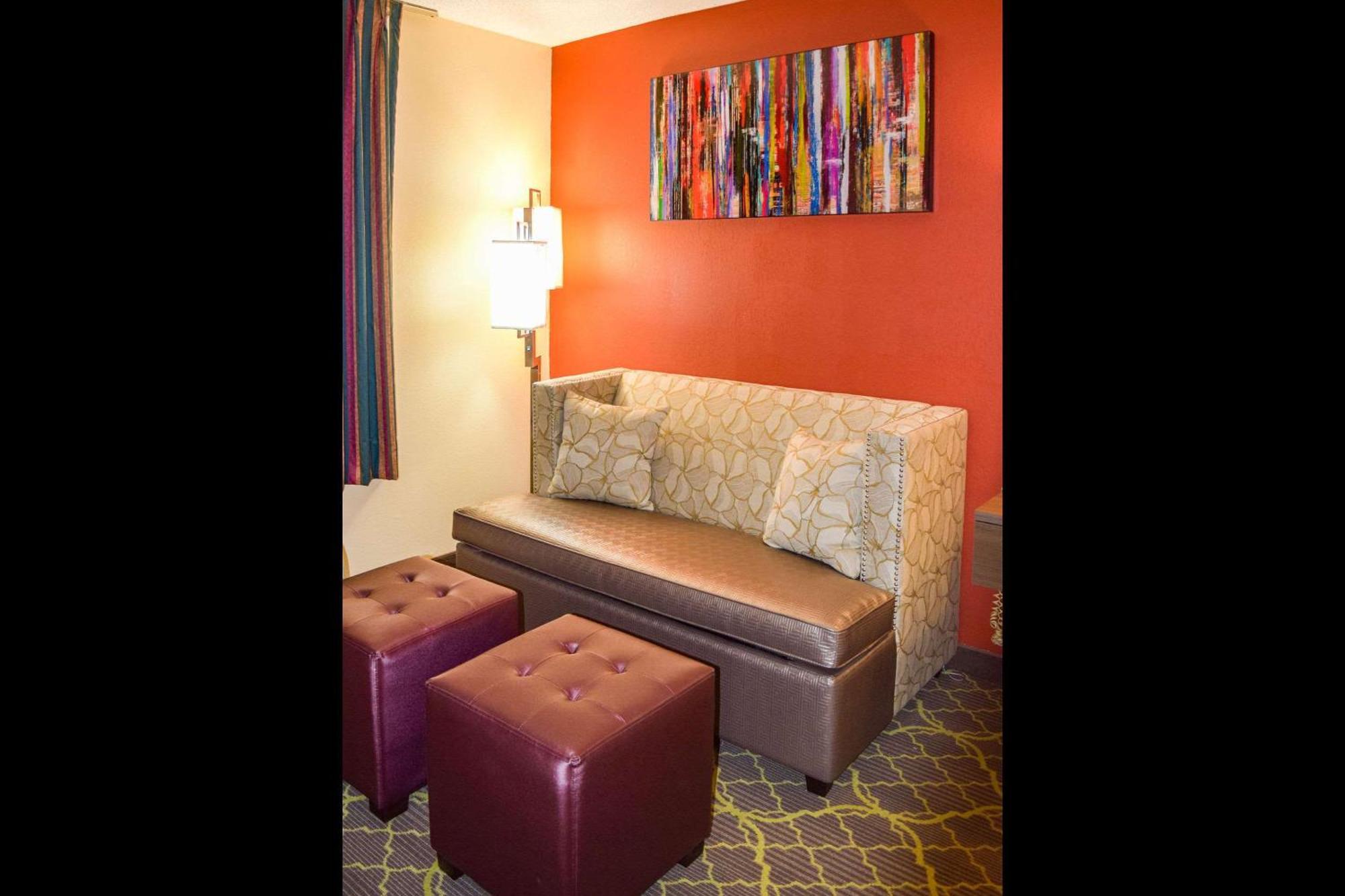 King Room - Non-Smoking