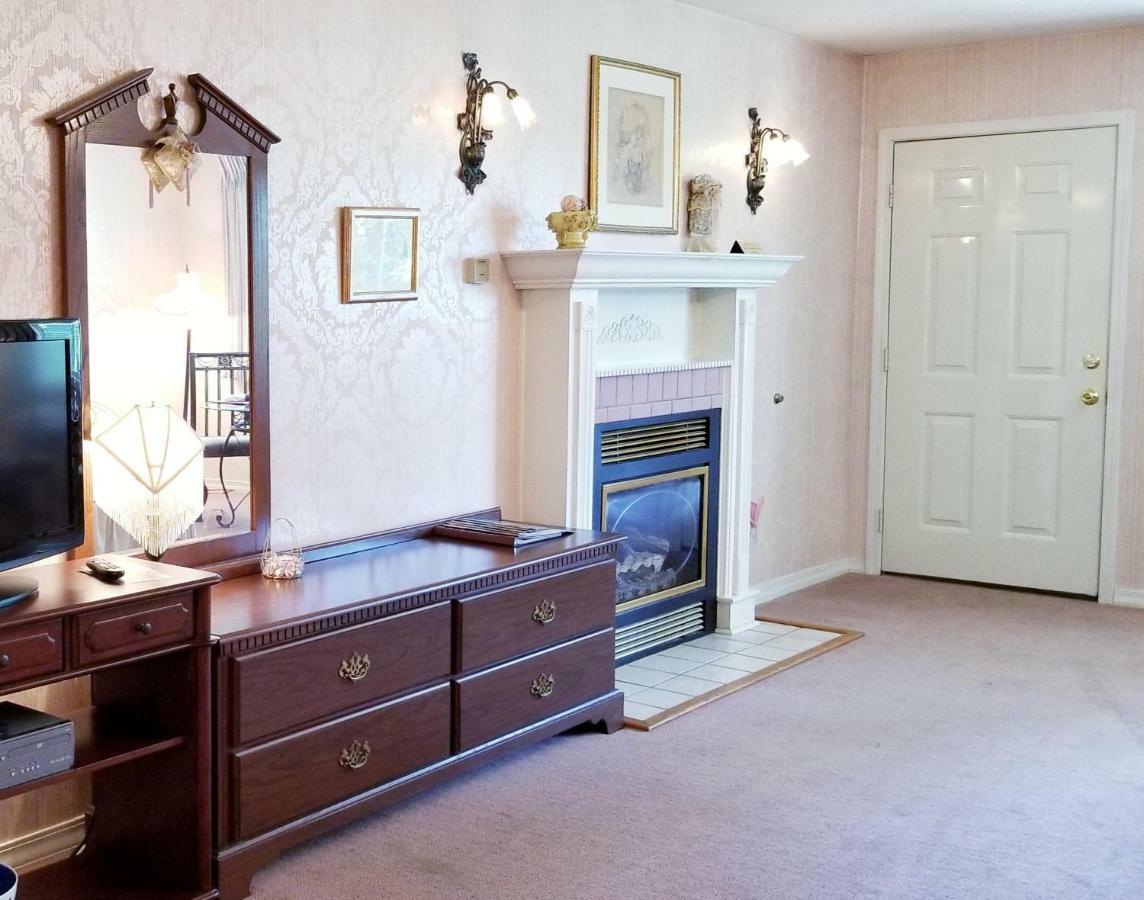 Verbena Suite