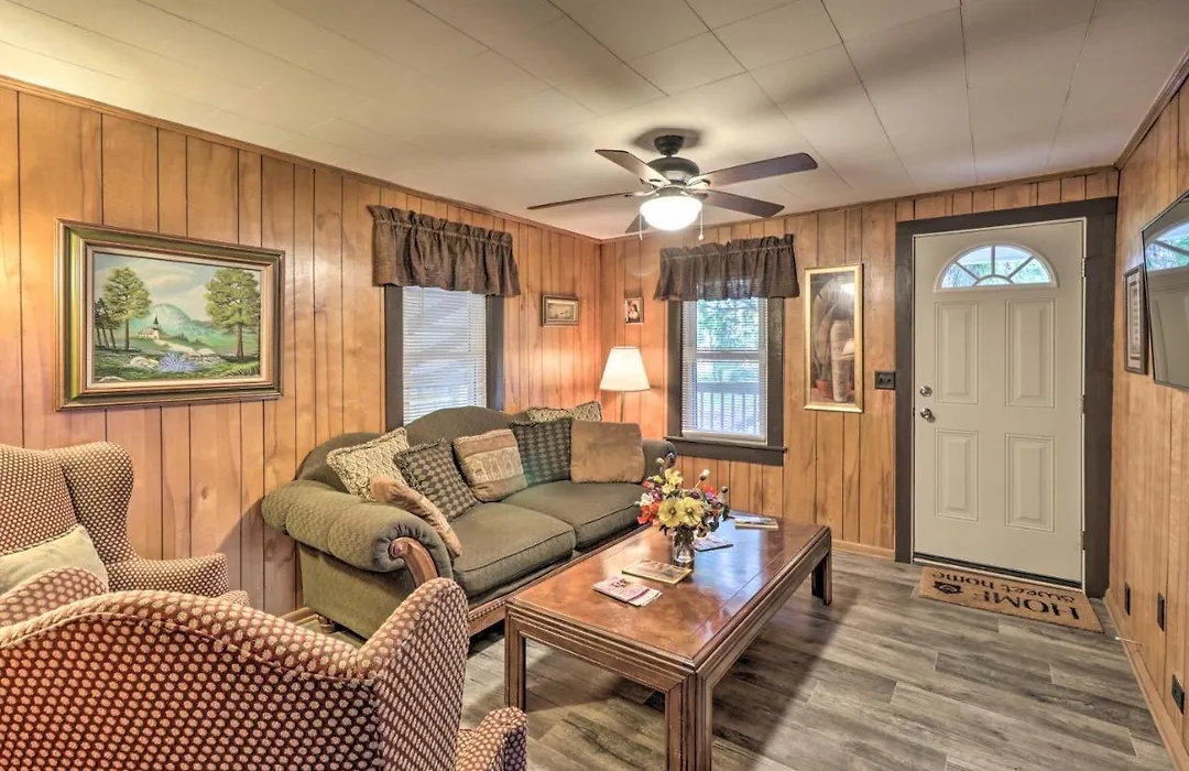 Hot Springs Home Less Than 1 Mi To Oaklawn Racing Casino!-1