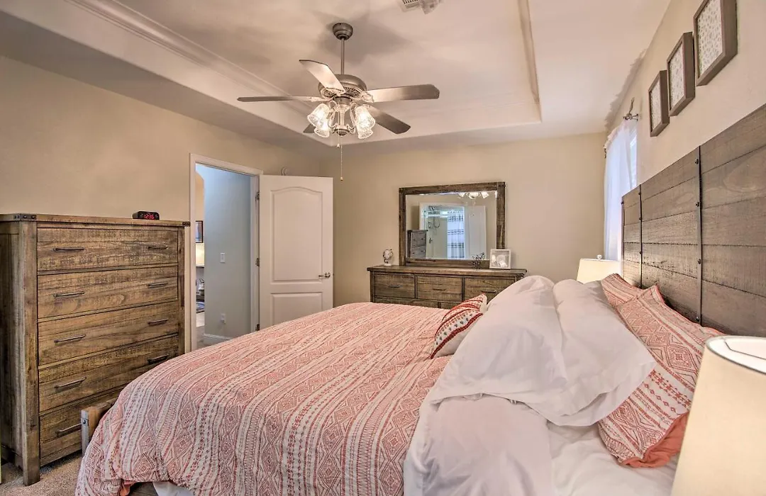 Bella Vista Home Steps To Mountain Biking Trails!-1