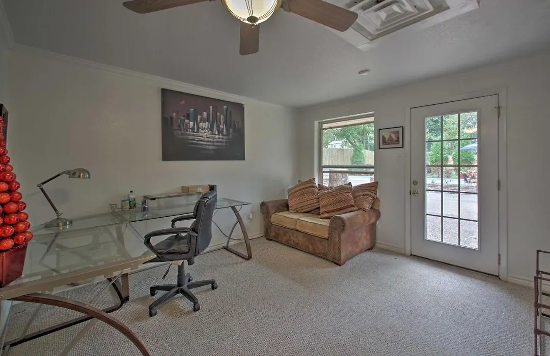 Expansive Hot Springs Retreat With Pool Near Casino!-1