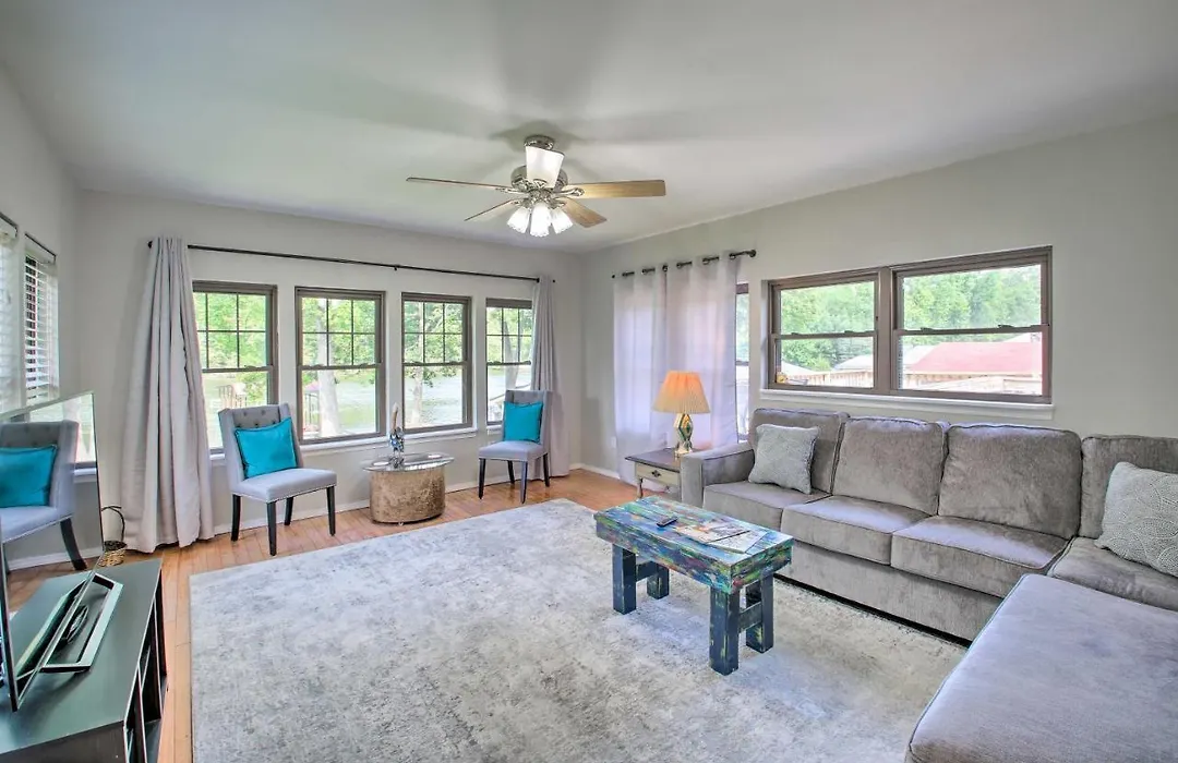 Treasure Isle Riverfront Home Pets Welcome!-1