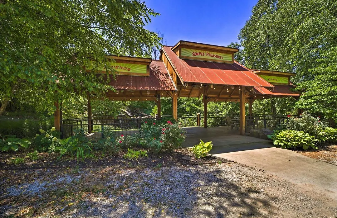 Chalet At Falling Water: Close To Bike Trails-1