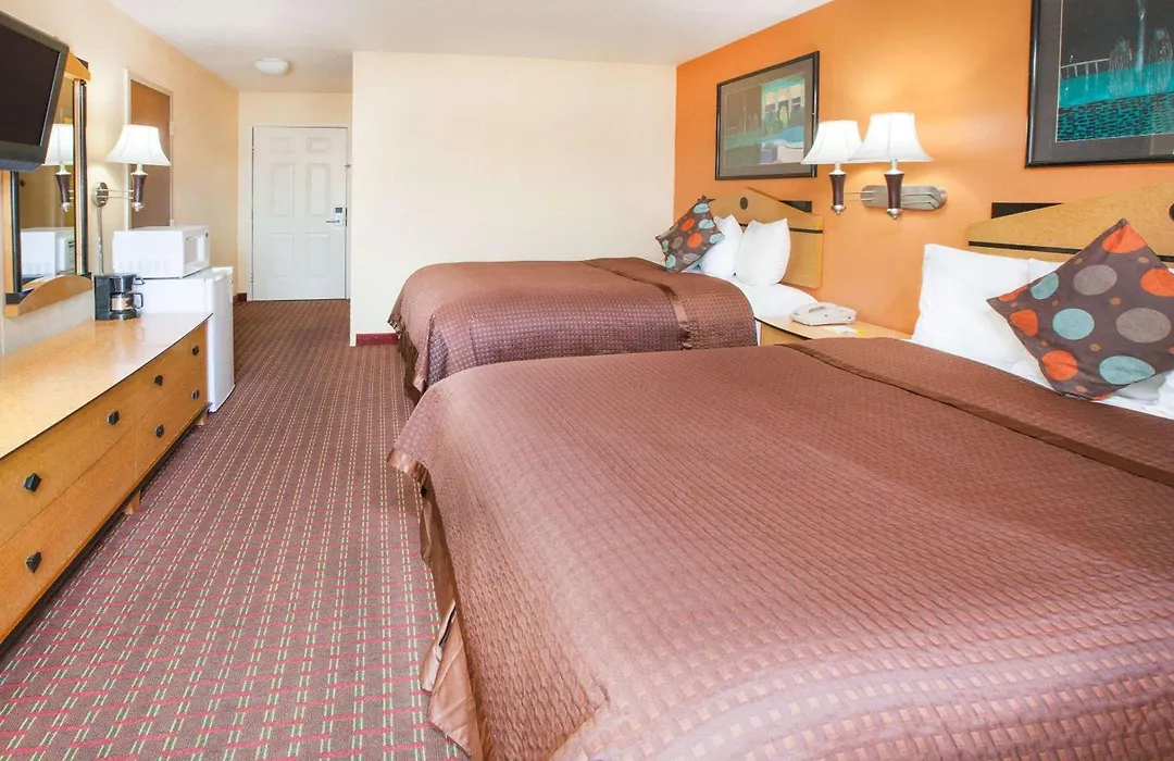 Days Inn By Wyndham Alma Arkansas-1