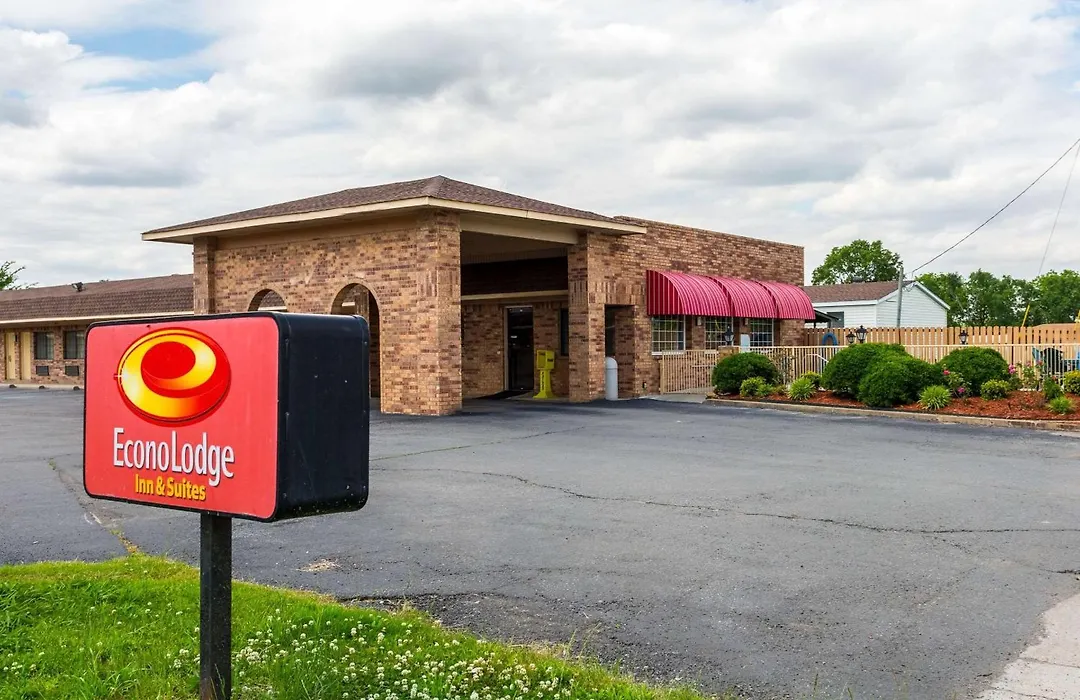 Econo Lodge & Suites Brinkley-1
