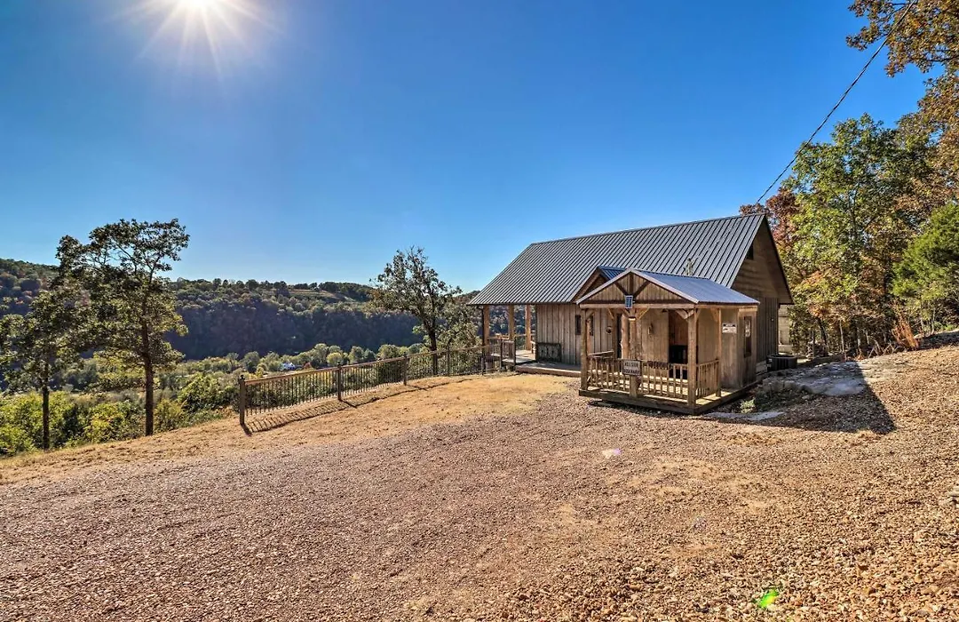 Mountain View Hideaway W/ Outdoor Fireplace!-1