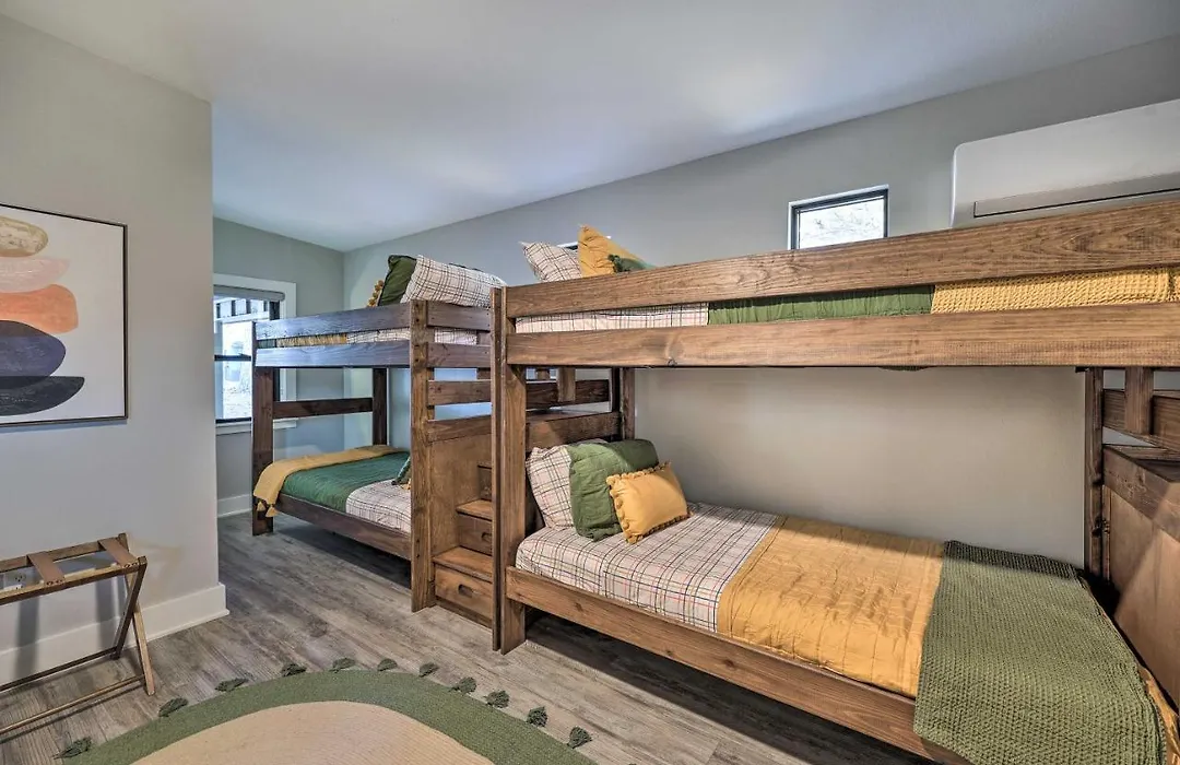 Hike, Bike & Unwind: Bella Vista Family Home!-1