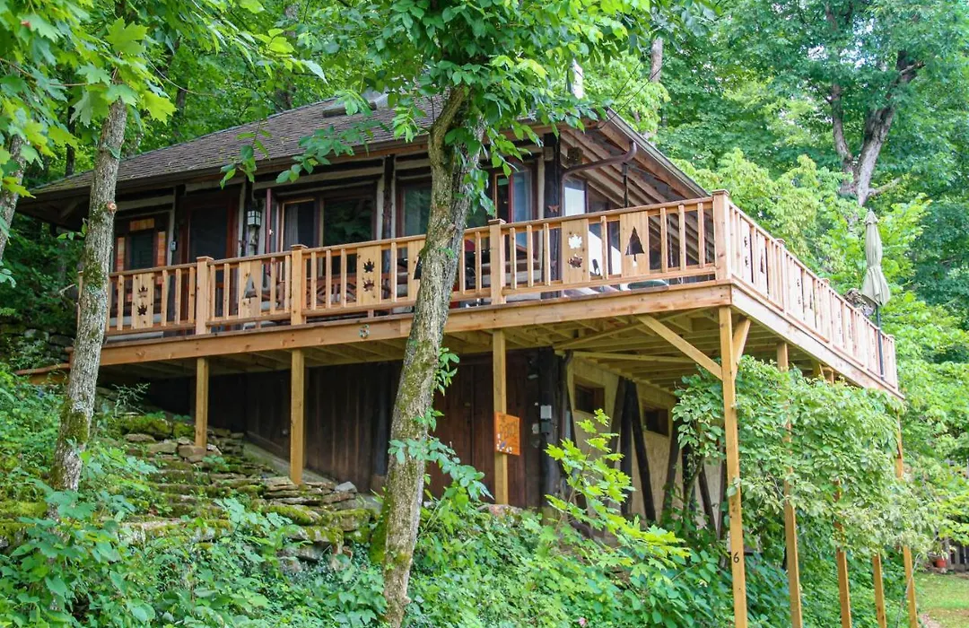 Lake Lucerne - The Perch Cabin #06-1