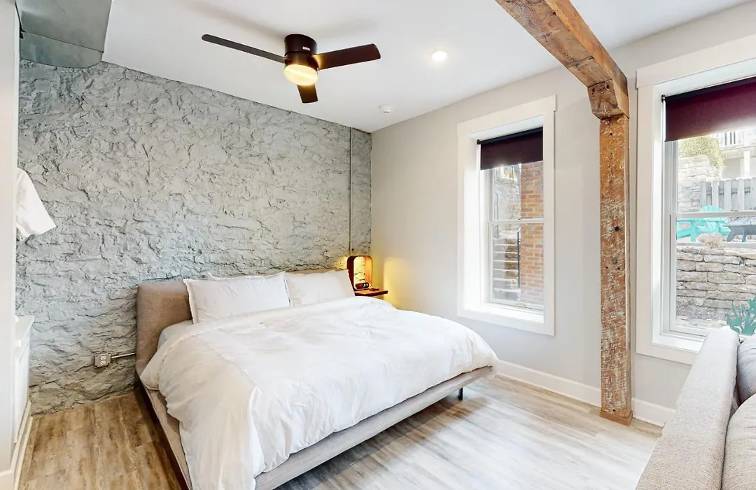 151 Spring - Suite A-1