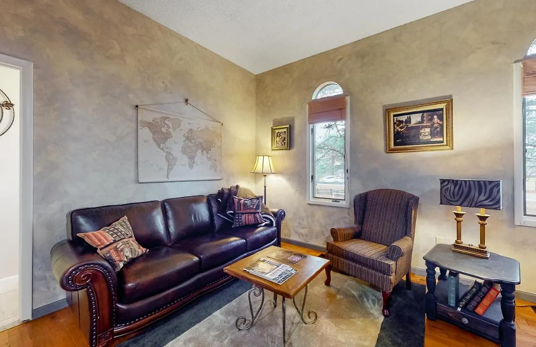 The Tuscan Manor - Renaissance Suite-1