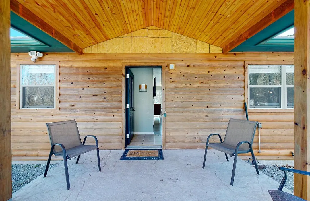 Logan'S Hideaway-1