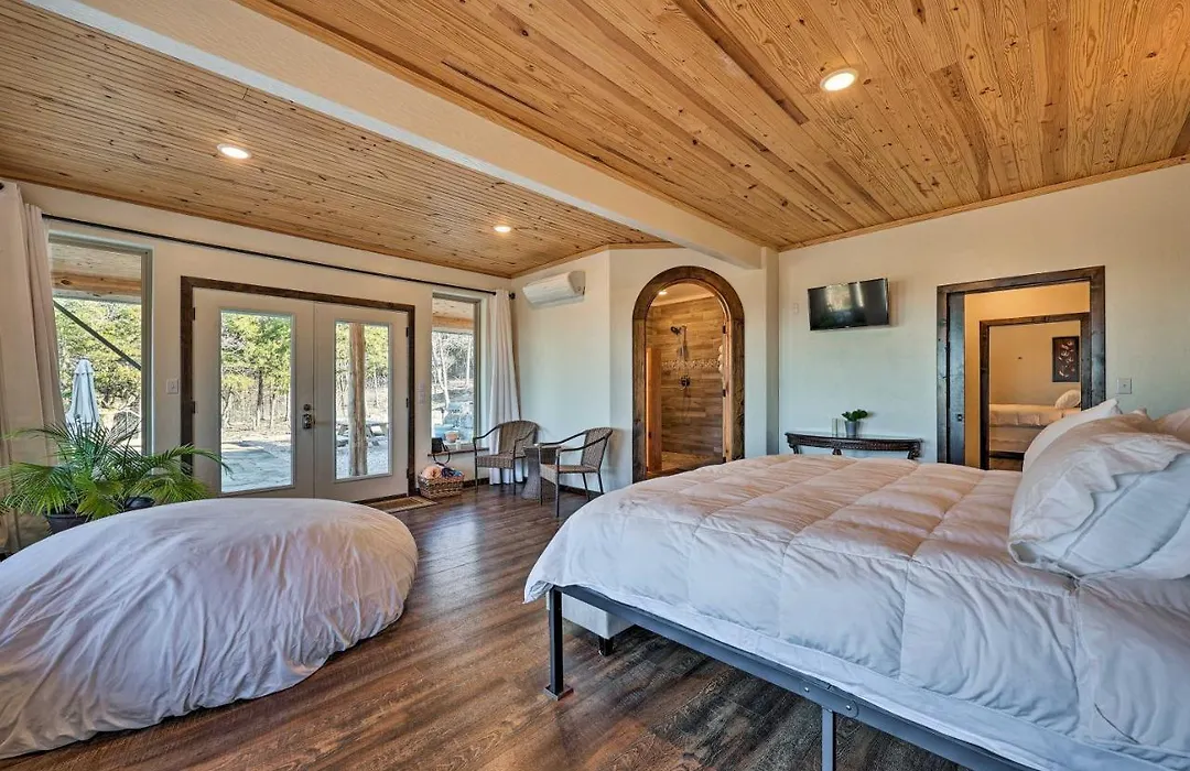 Eureka Springs Vacation Rental With Pool And Hot Tub!-1