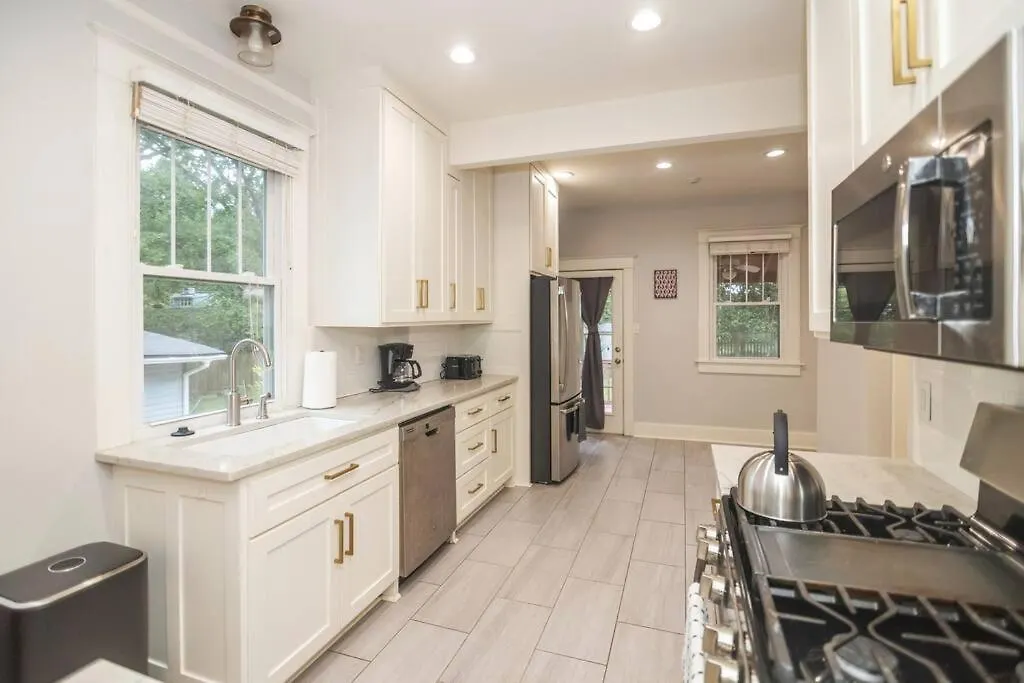 The Pistachio Pad In Hillcrest - Sleeps 10 - Pets-1