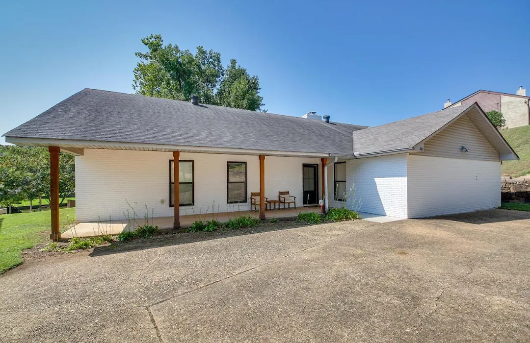 Waterfront Hot Springs Home W/ Dock & Porch!-1