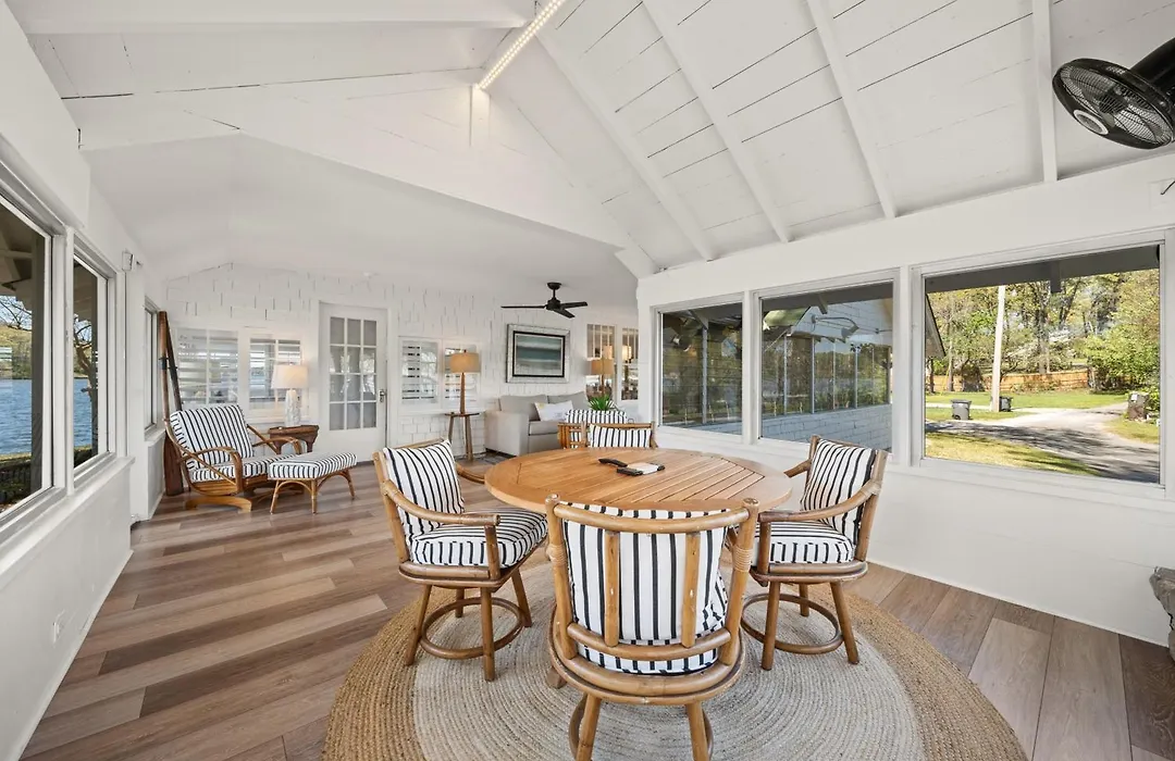 The Magnolia Cottage-1
