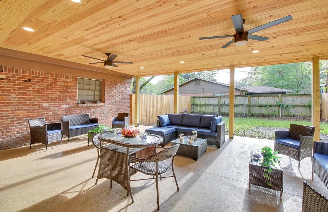 Spacious Little Rock Home W/ Patio - 9 Mi To Dtwn!-1
