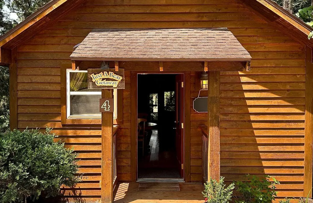 Eureka Sunset Cabins-1