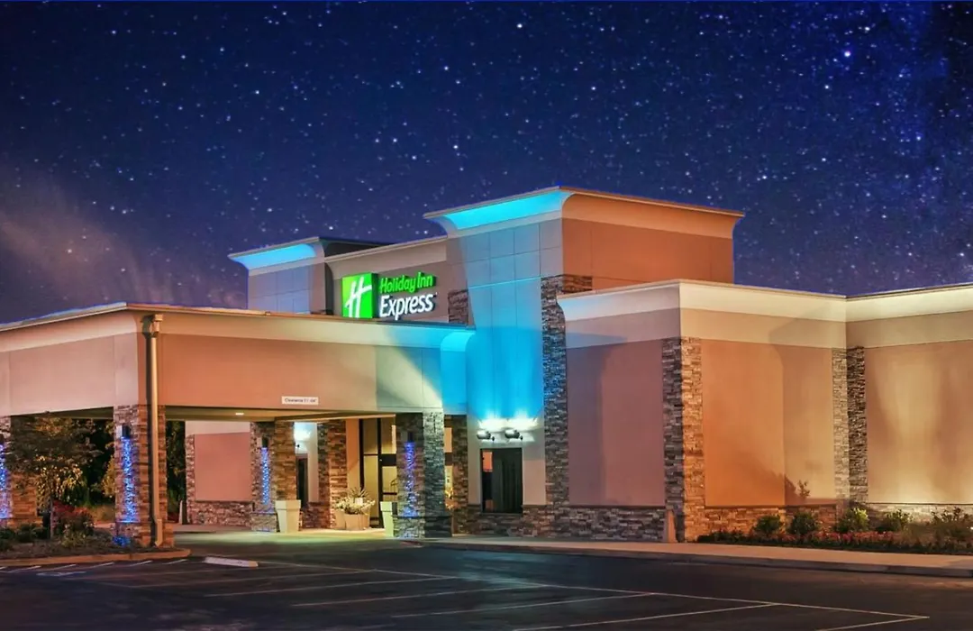 Holiday Inn Express Little Rock-Airport By Ihg-1