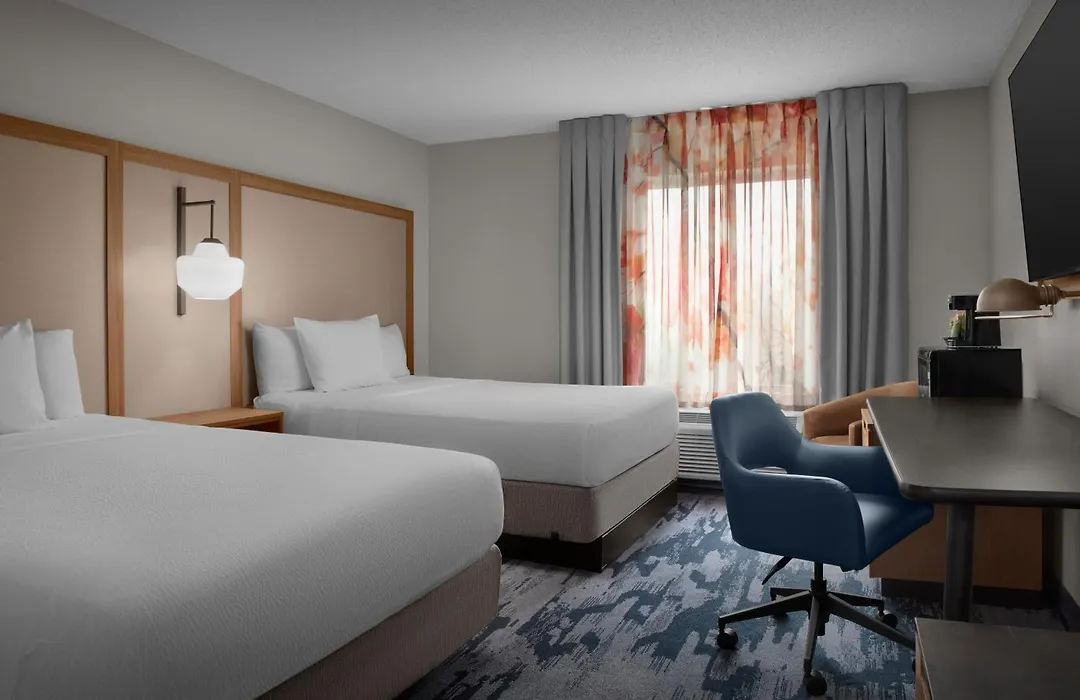 Fairfield Inn & Suites By Marriott Rogers-1