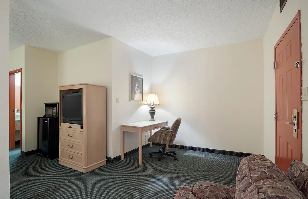 Quality Inn & Suites Paragould-1