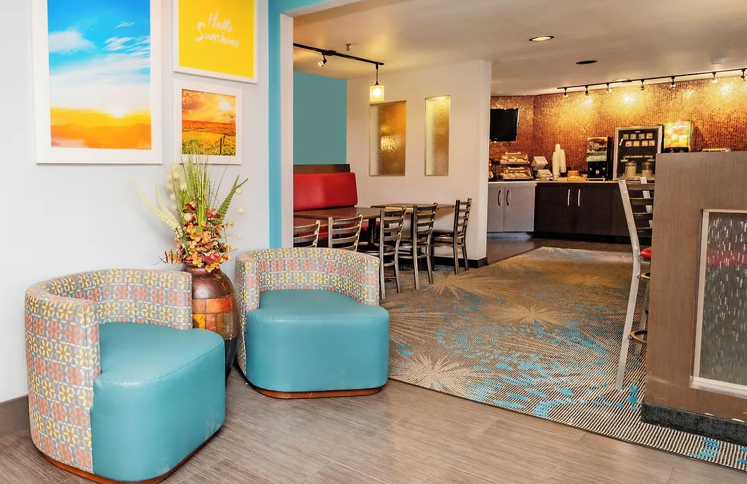 Days Inn By Wyndham Fort Smith-1