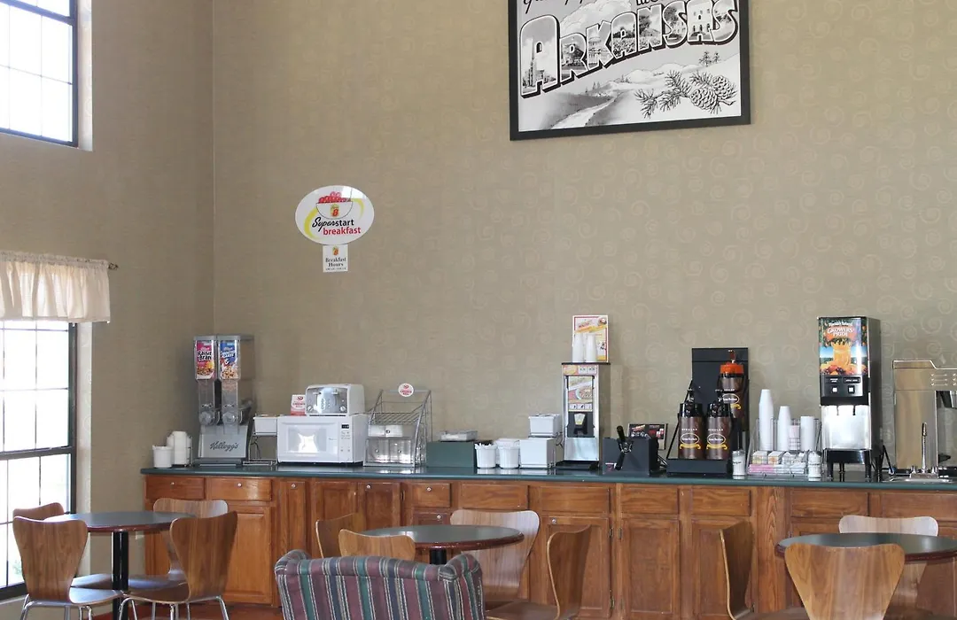 Super 8 By Wyndham Morrilton-1
