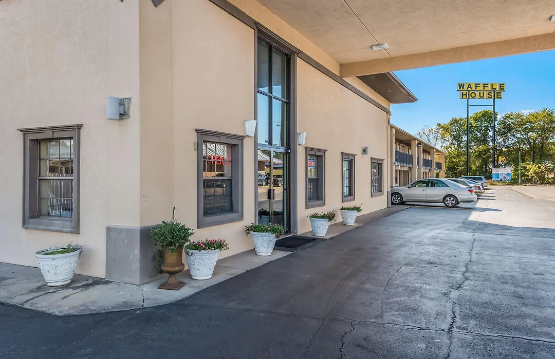 Americas Best Value Inn Arkadelphia-1