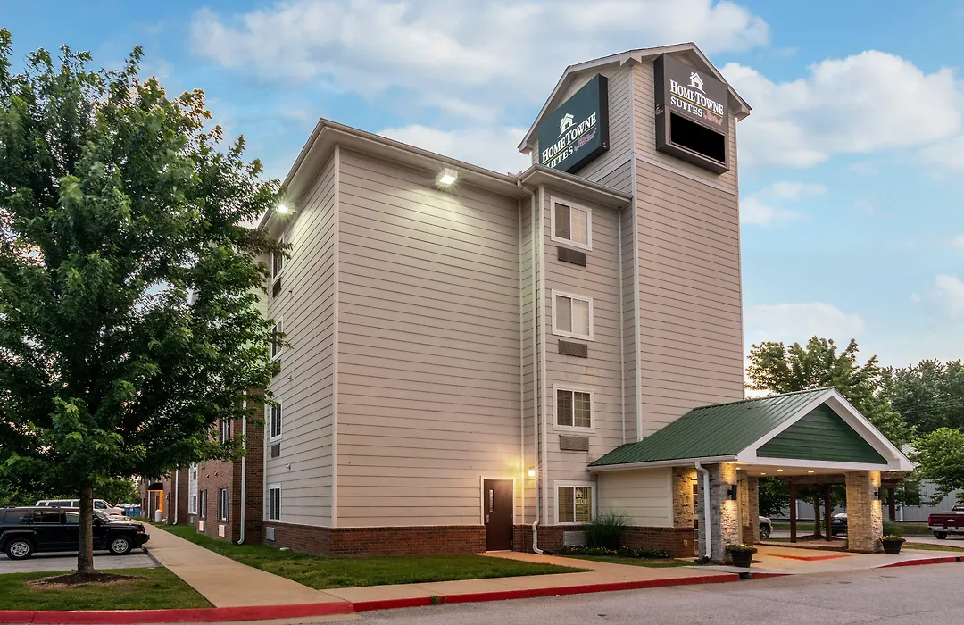Hometowne Studios & Suites By Red Roof Bentonville-1