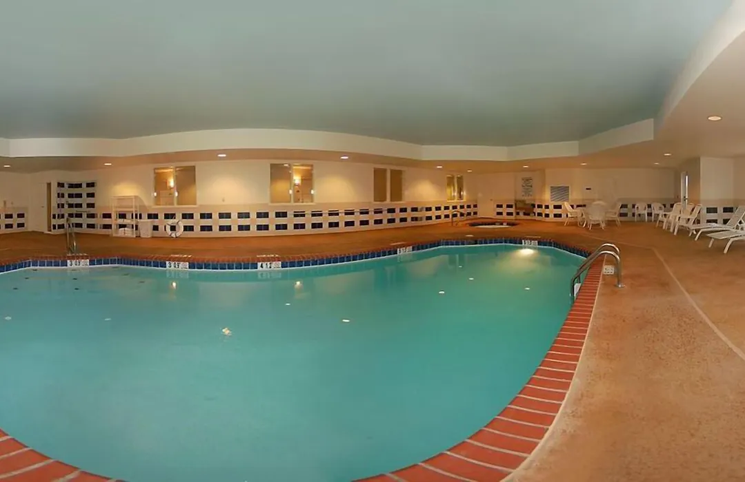 Comfort Suites Near Hot Springs Park-1