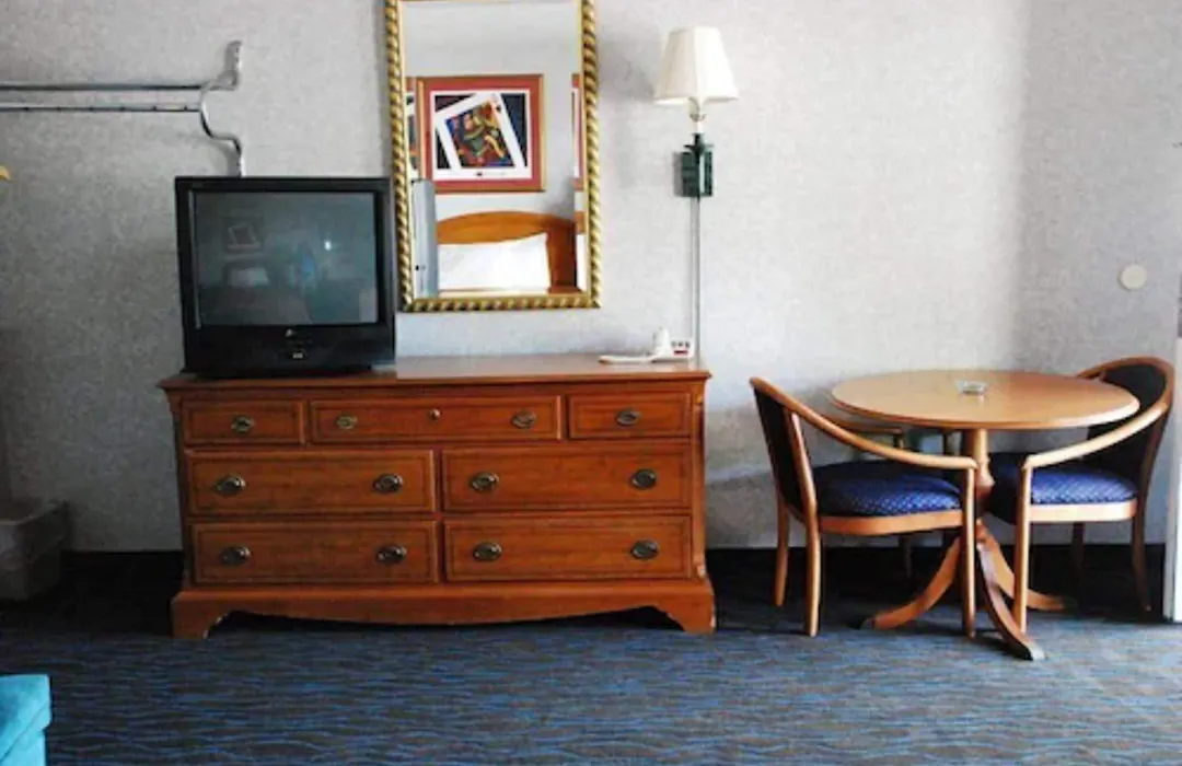 Chief Motel Fayetteville-1