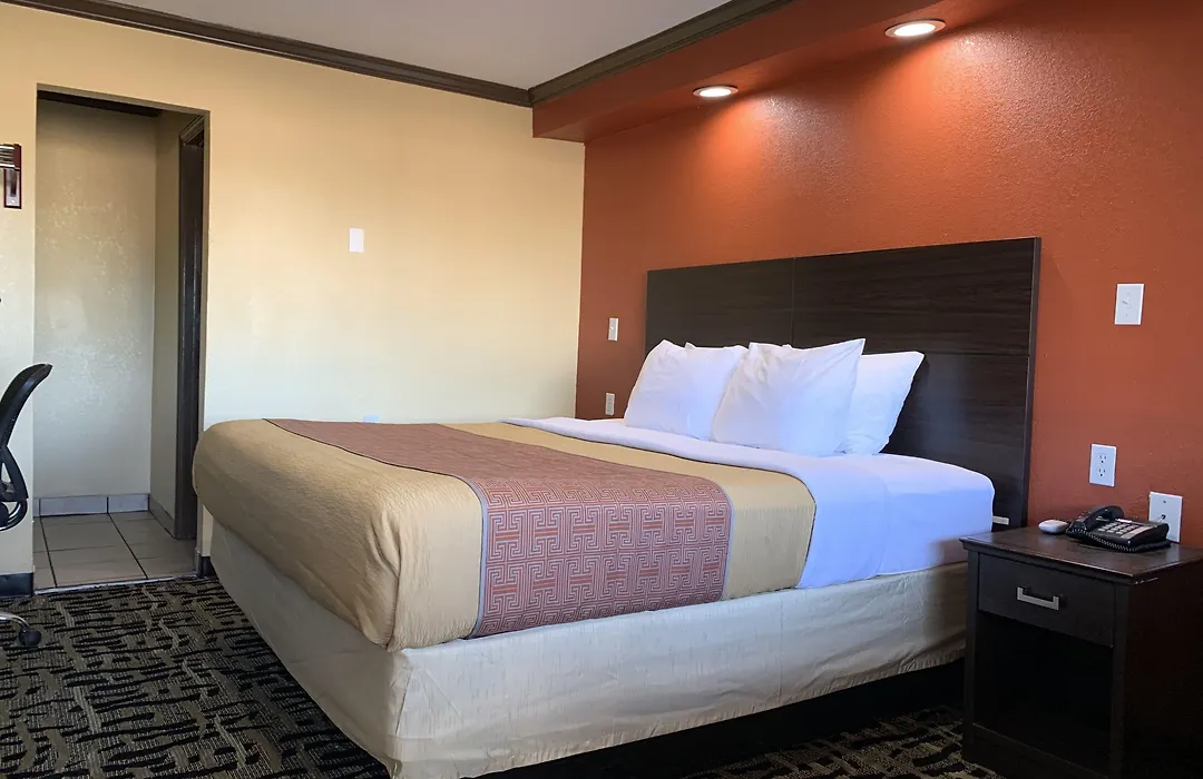 Journey Inn Marion-1