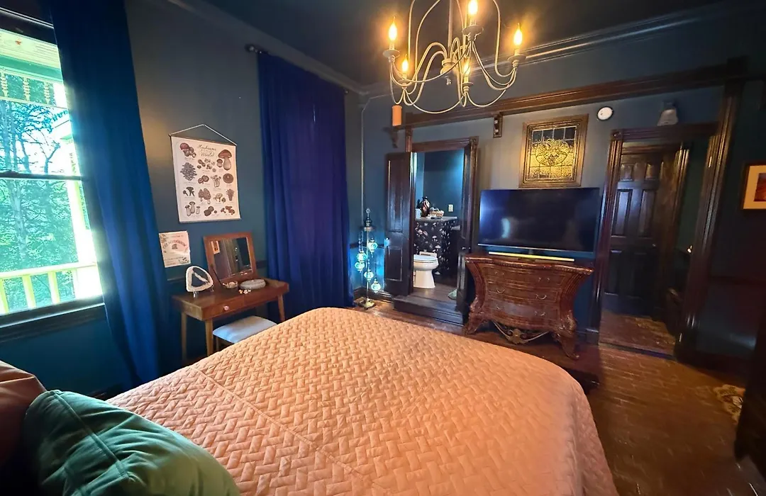 The 1883 Peabody House Bed & Breakfast-1