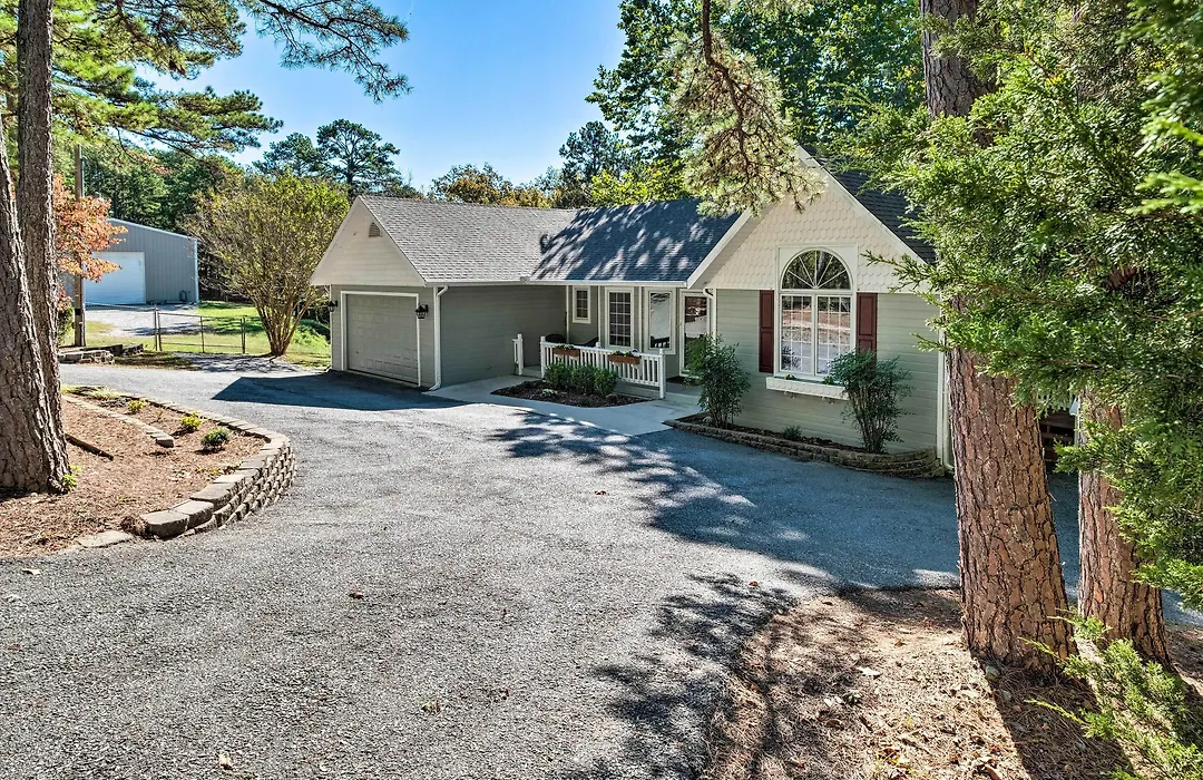 Beautiful Ozark Oasis With Deck Walk To Beaver Lake-1