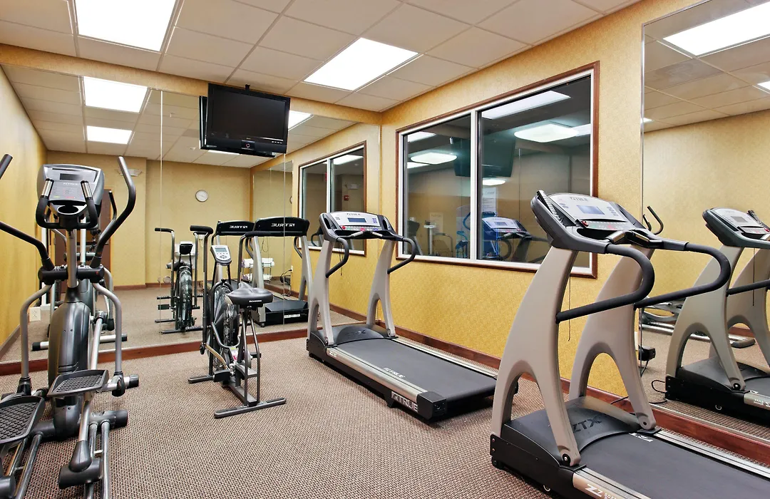 Holiday Inn Express & Suites Malvern By Ihg-1
