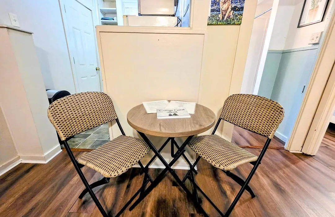 #06 - Lakeview Two Bedroom Cottage-Pet Friendly-1