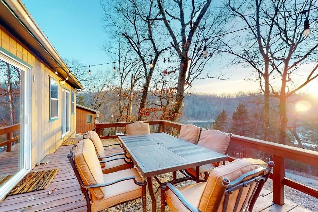Ozark Rambler Cabin-1