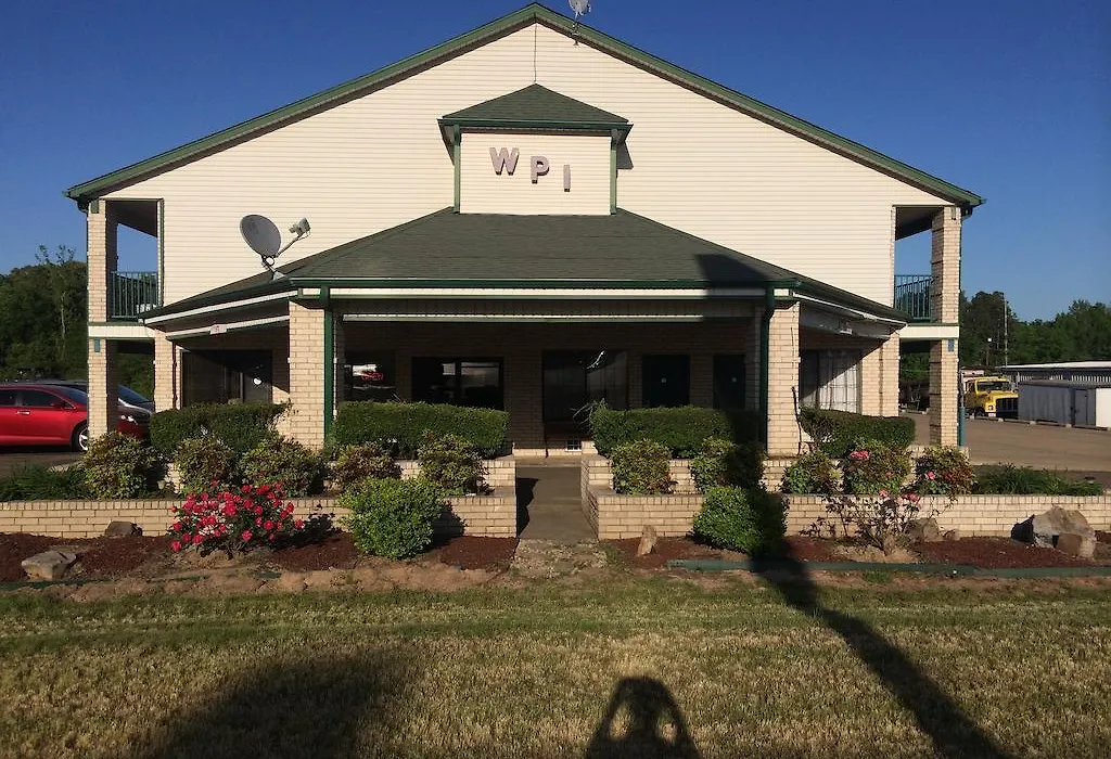 Western Plaza Inn-1