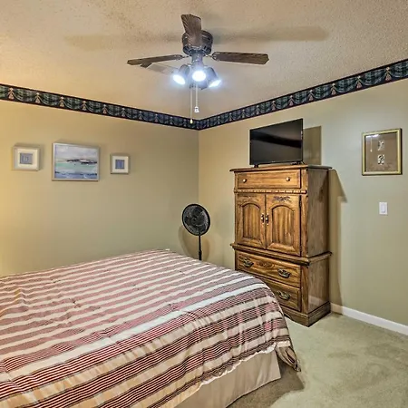 3 Mi To Golf Hot Springs Village Retreat With Deck-3