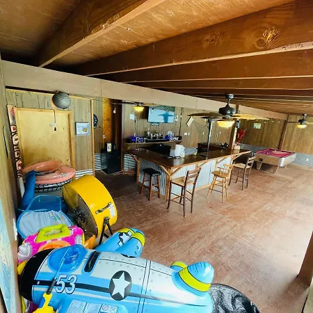 Lake Hamilton Pool House With Cabana And New Hot Tub!-3