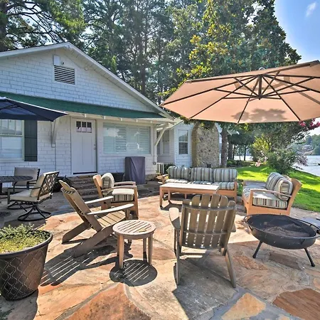 Lakefront Home On Peninsula - 4 Mi To Casino!-3