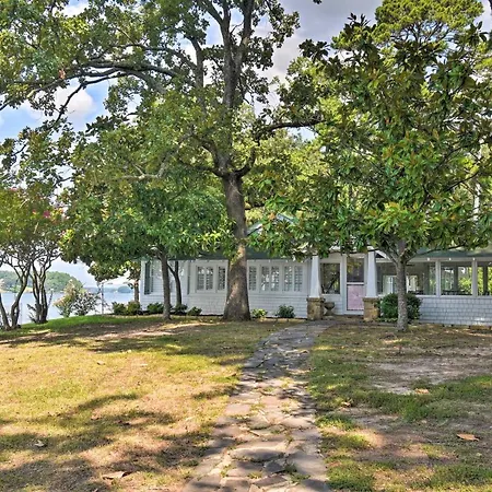 Lakefront Home On Peninsula - 4 Mi To Casino!-2