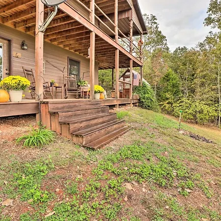 Quiet And Rustic Cabin With Fire Pit On 20 Acres!-2
