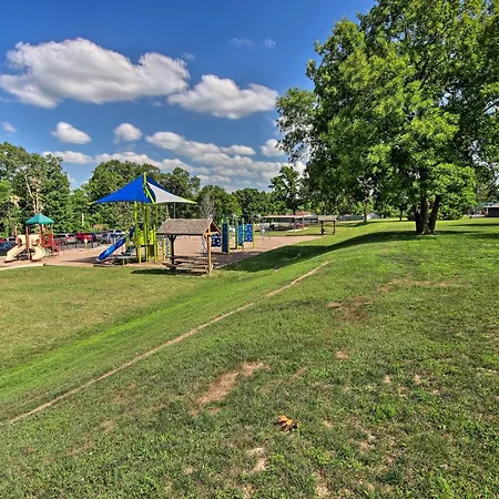 Vibrant Townhome On Golf Course And Bike Trails-3