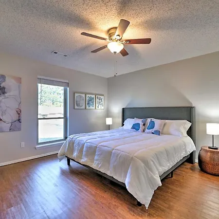 Modern Fayetteville Home < 1 Mi To U Of A!-2