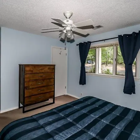05244 - 44 Pego Circle-2