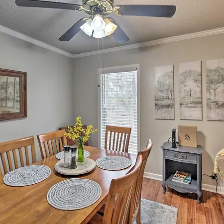 Hot Springs Townhome With Deck And 7 Golf Courses-2